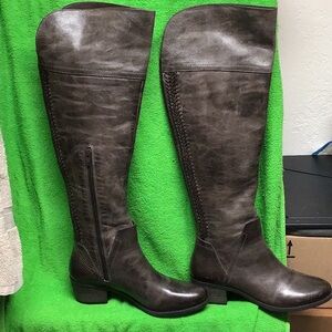 Vince Camuto Elegant Brown Leather Knee-High Boots